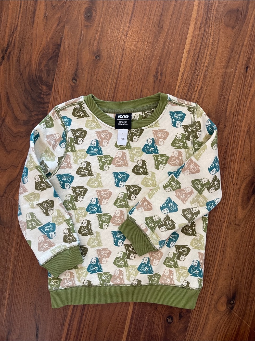 Amazon Essentials Kids Star Wars Crewneck Sweatshirt - Olive, Teal, Tan, White